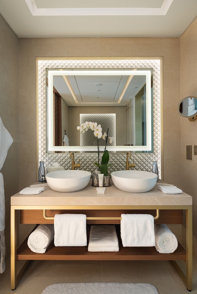 Jumeirah Gulf of Bahrain Resort & Spa — снимок 22
