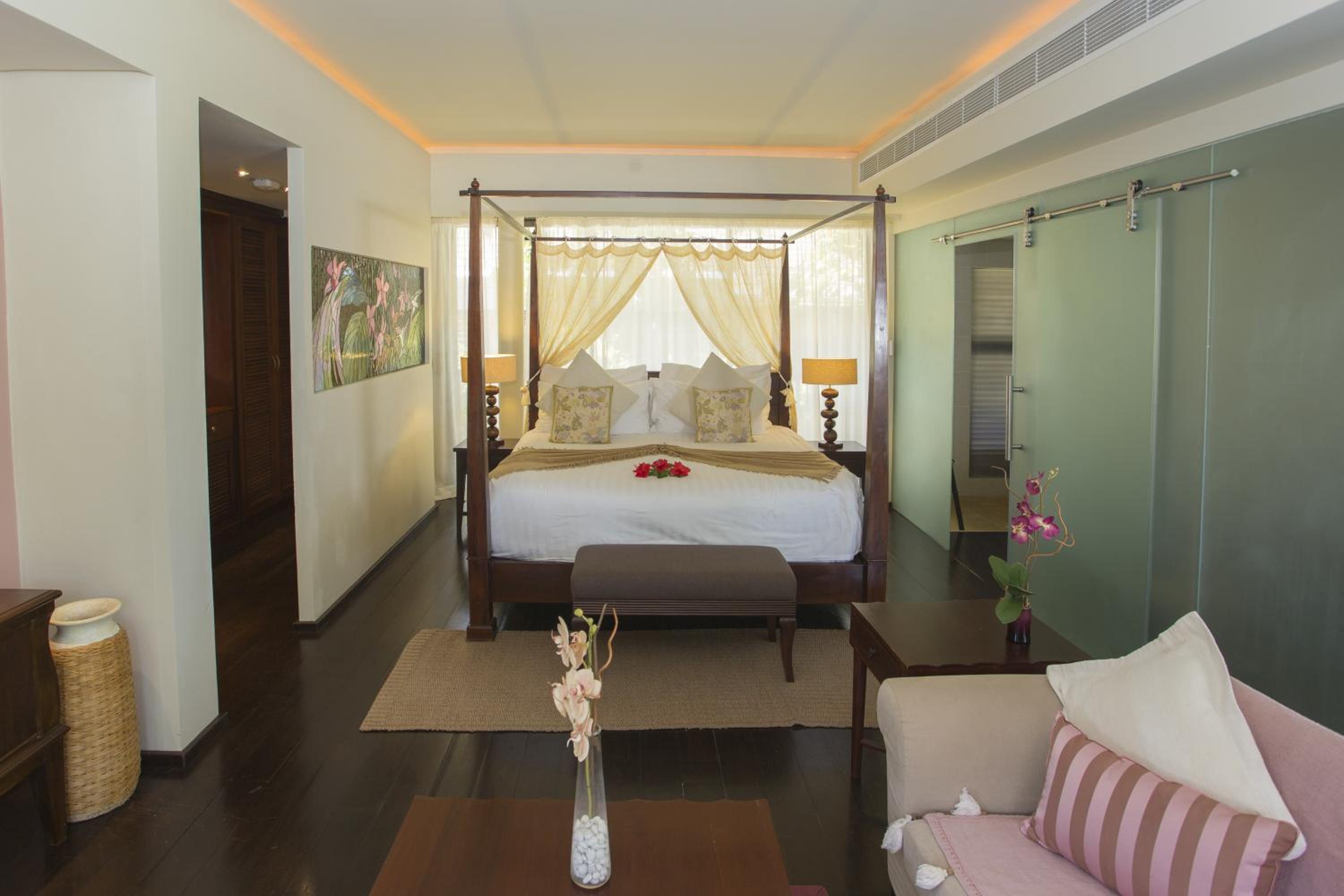 Dhevatara Beach Hotel — снимок 5