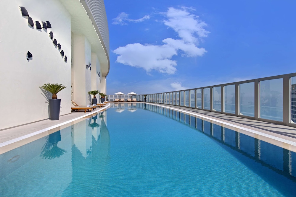 The Curve Hotel — снимок 5