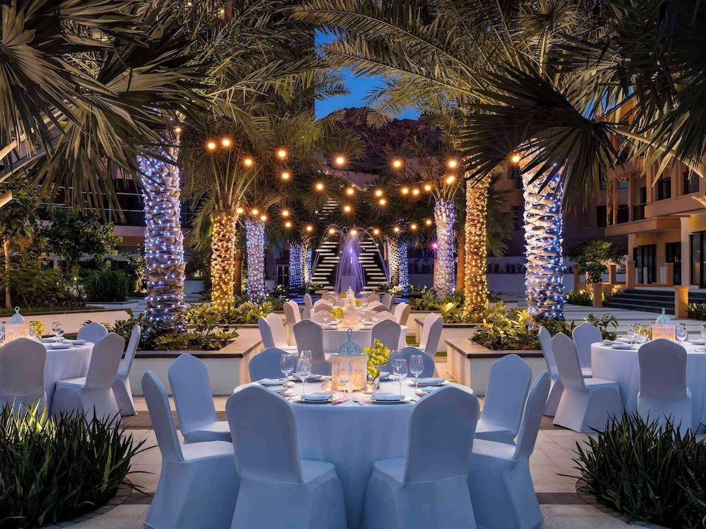 Fairmont Fujairah Beach Resort — снимок 11