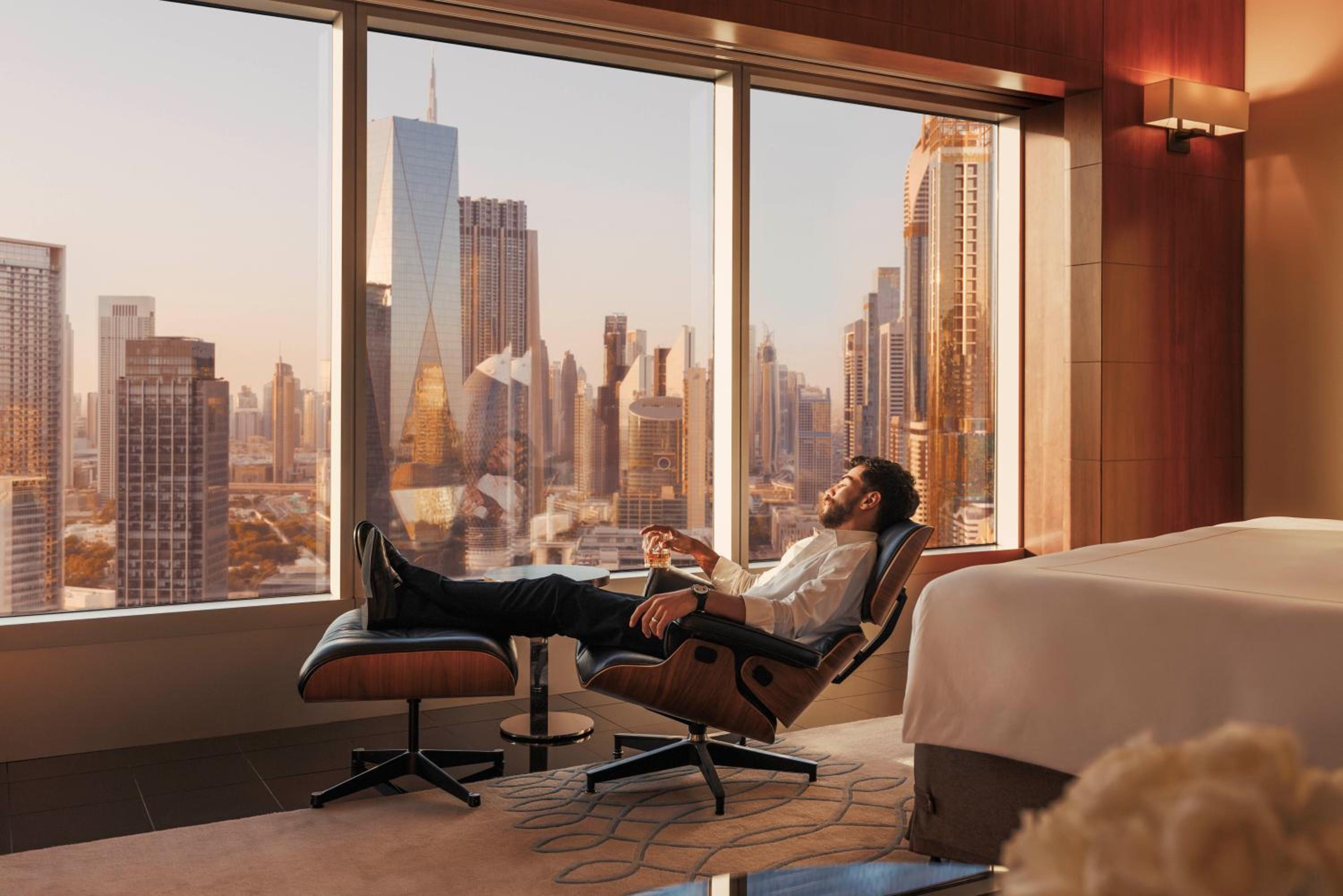 Jumeirah Emirates Towers — снимок 2