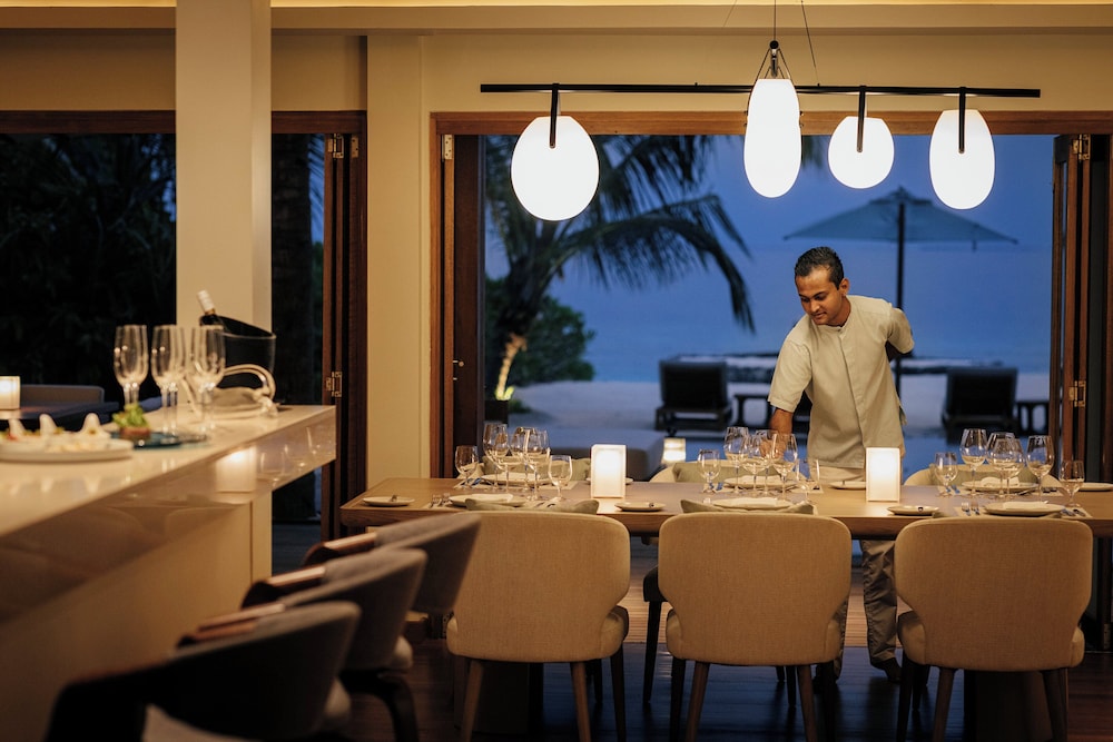 Huvafenfushi Maldives — снимок 23