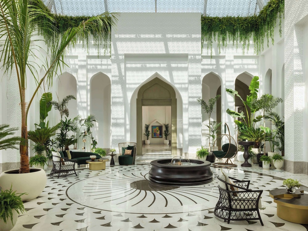 Raffles Al Areen Palace Bahrain — вид курорта
