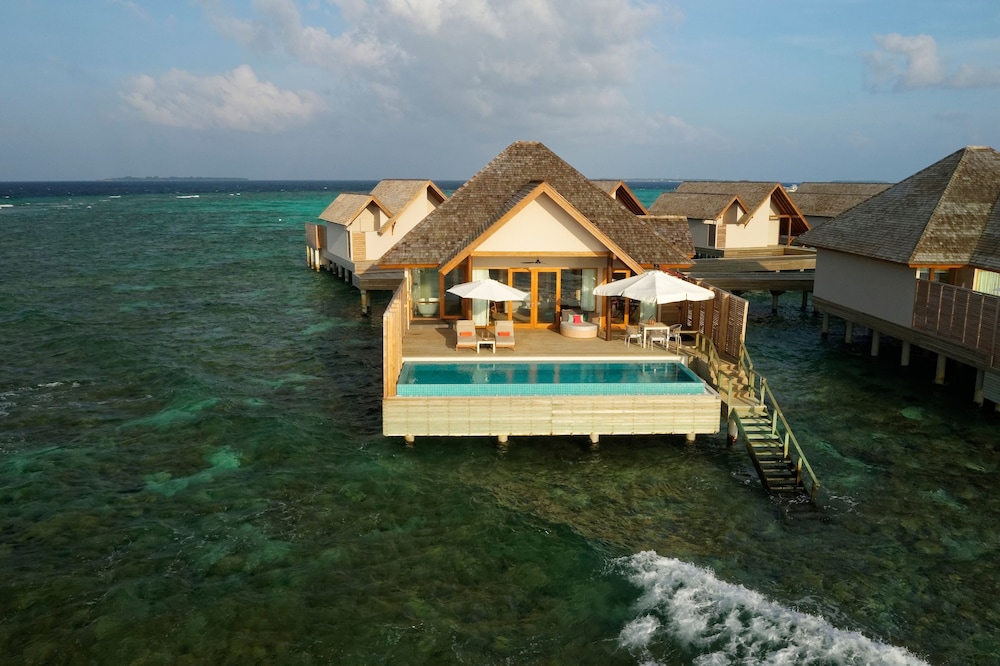 Emerald Faarufushi Resort & Spa — снимок 13