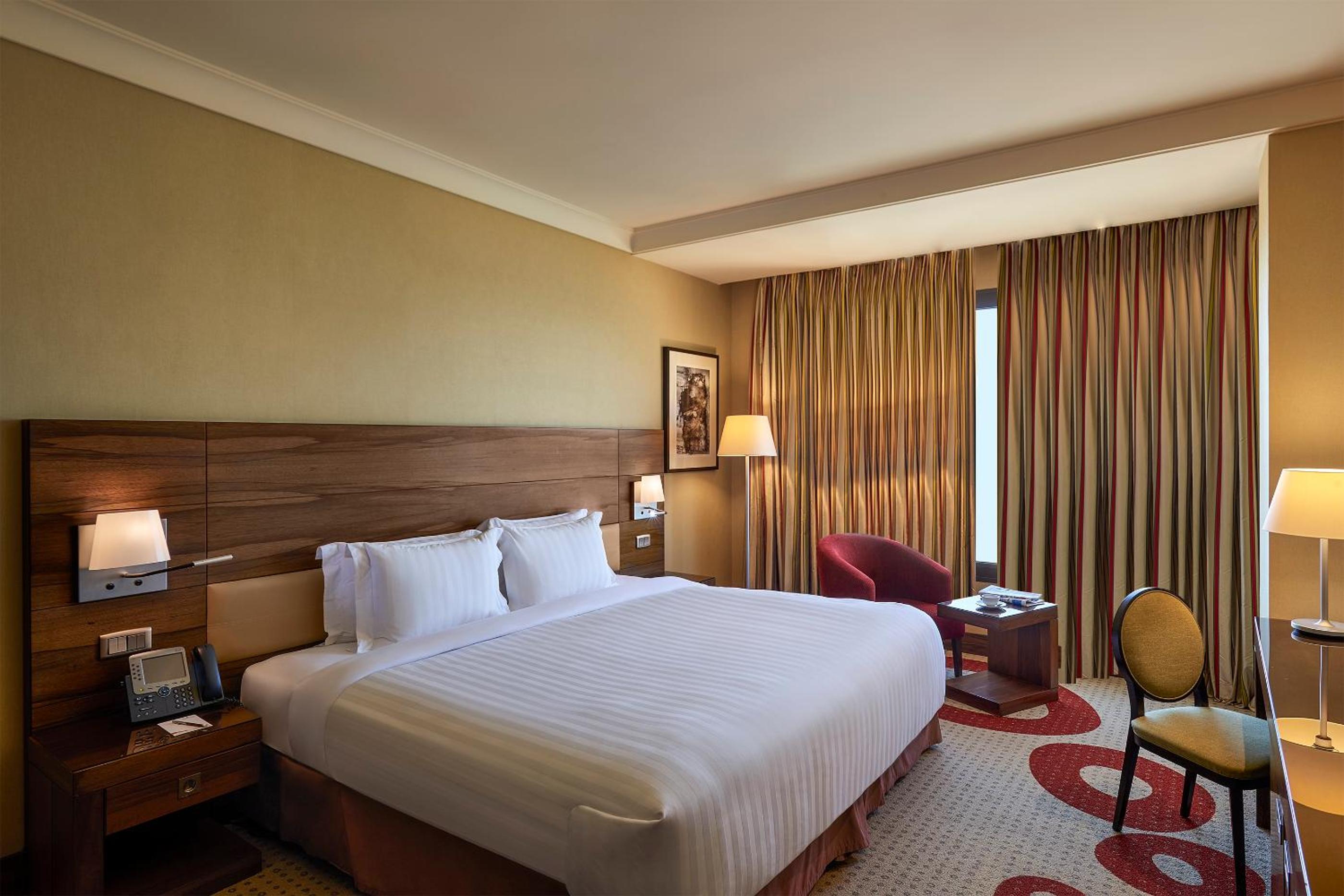 Safir Fintas Kuwait Hotel — снимок 11