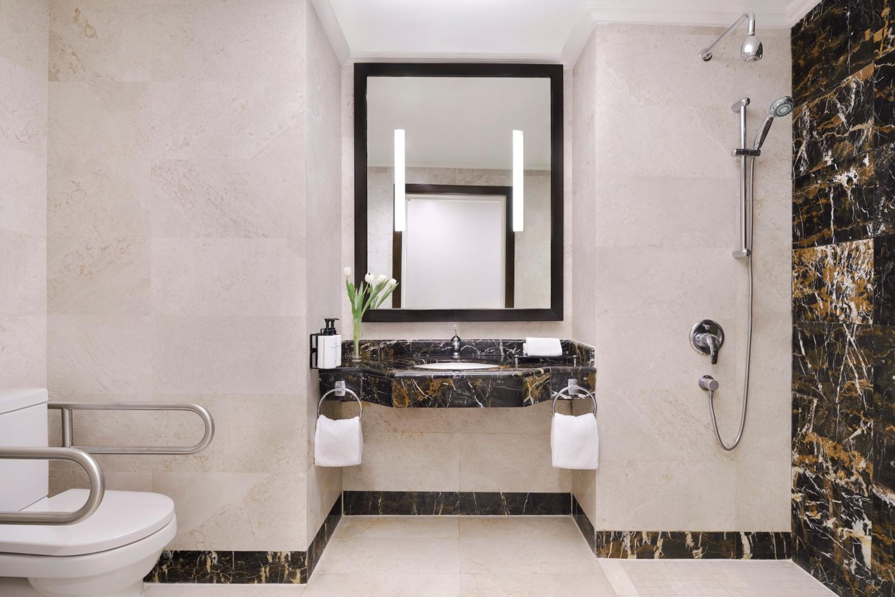 InterContinental Dar Al Hijra Madinah, an IHG Hotel — снимок 12