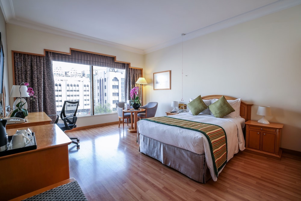 Crowne Plaza Abu Dhabi, an IHG Hotel — снимок 4