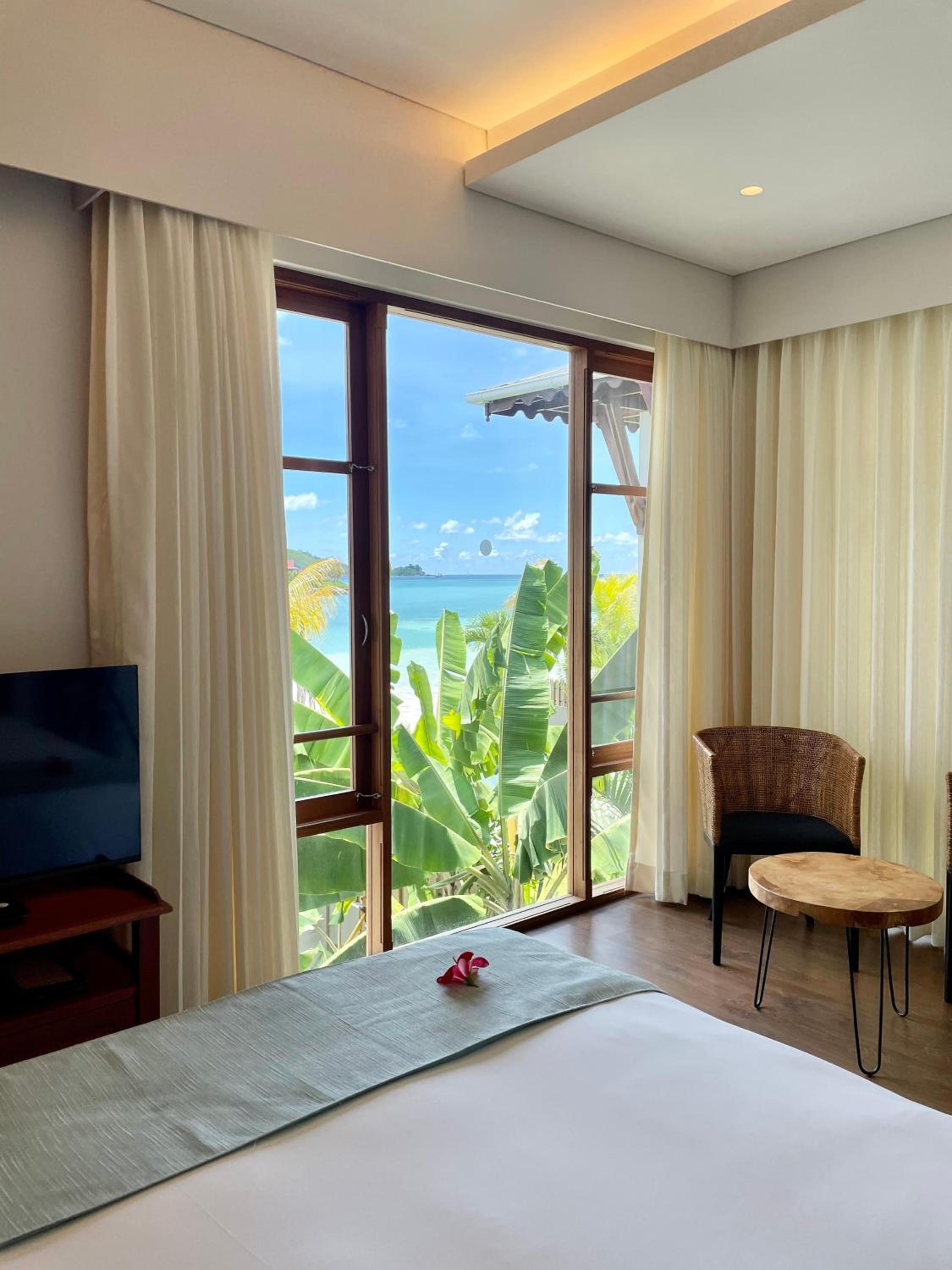 JA Enchanted Waterfront Seychelles — снимок 21