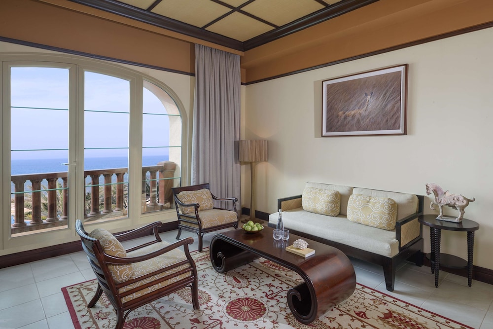 Anantara Desert Islands Resort & Spa — снимок 12