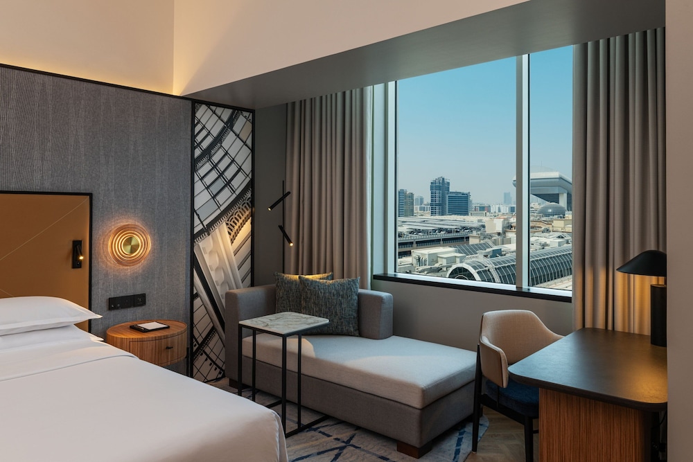 Sheraton Mall of the Emirates Hotel, Dubai — снимок 20