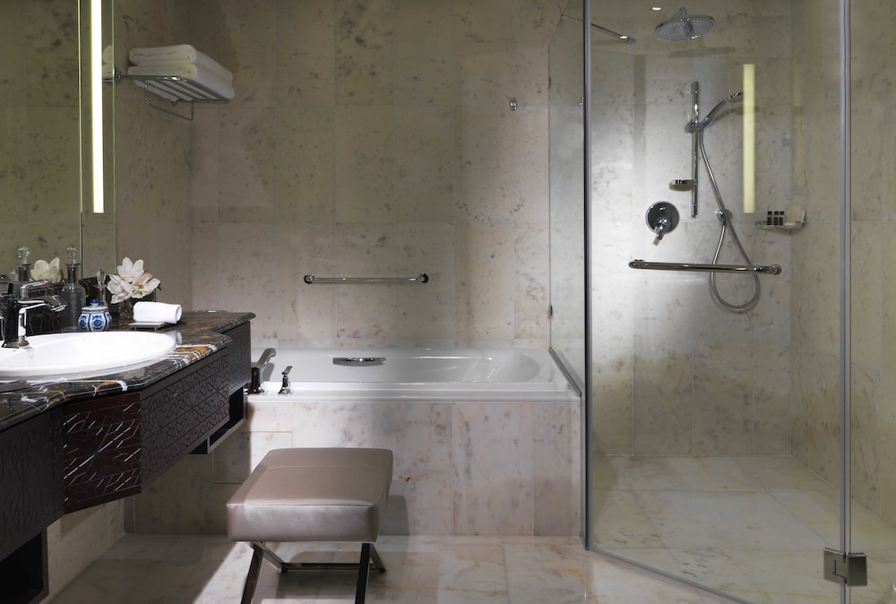 Bab Al Qasr Hotel — снимок 21