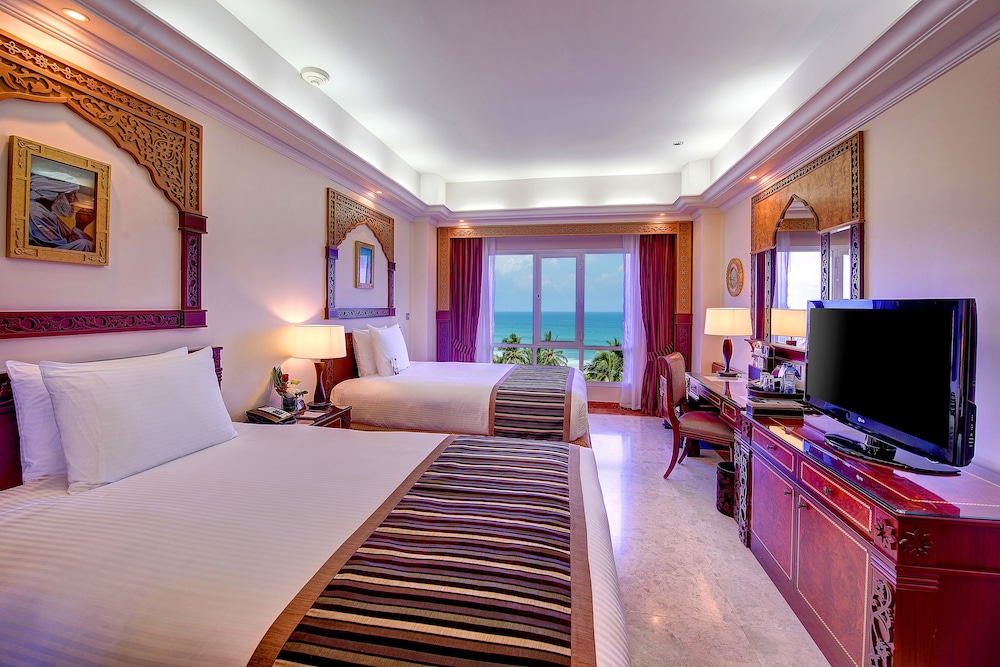 Crowne Plaza Resort Salalah, an IHG Hotel — снимок 12