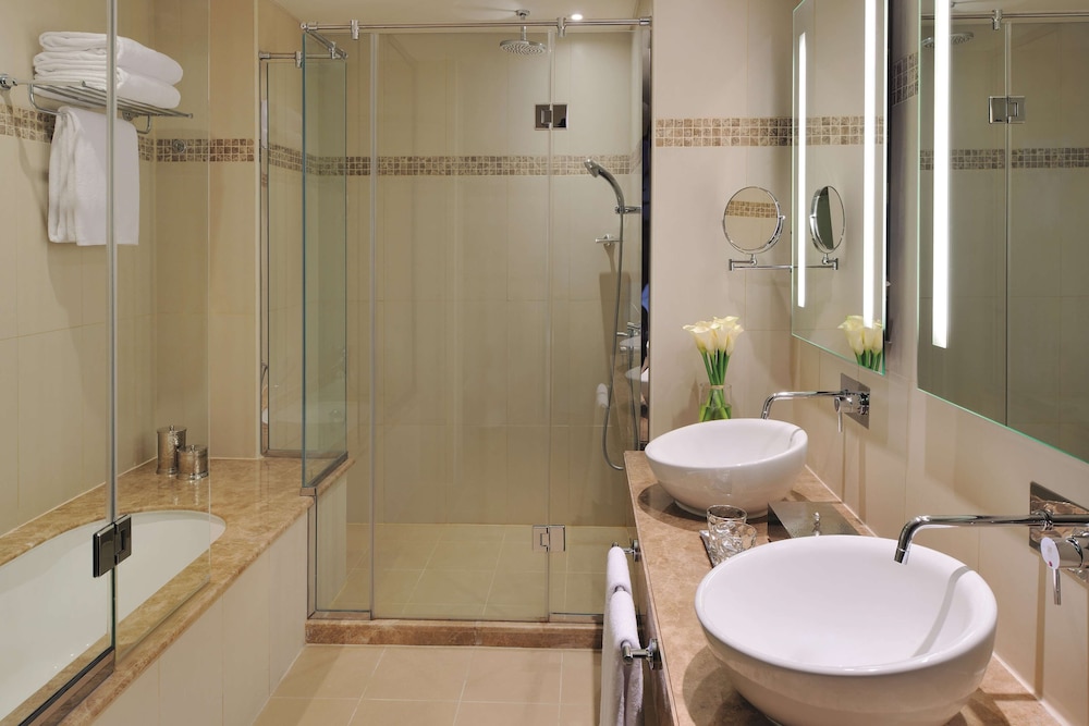 Avani Deira Dubai Hotel — снимок 30