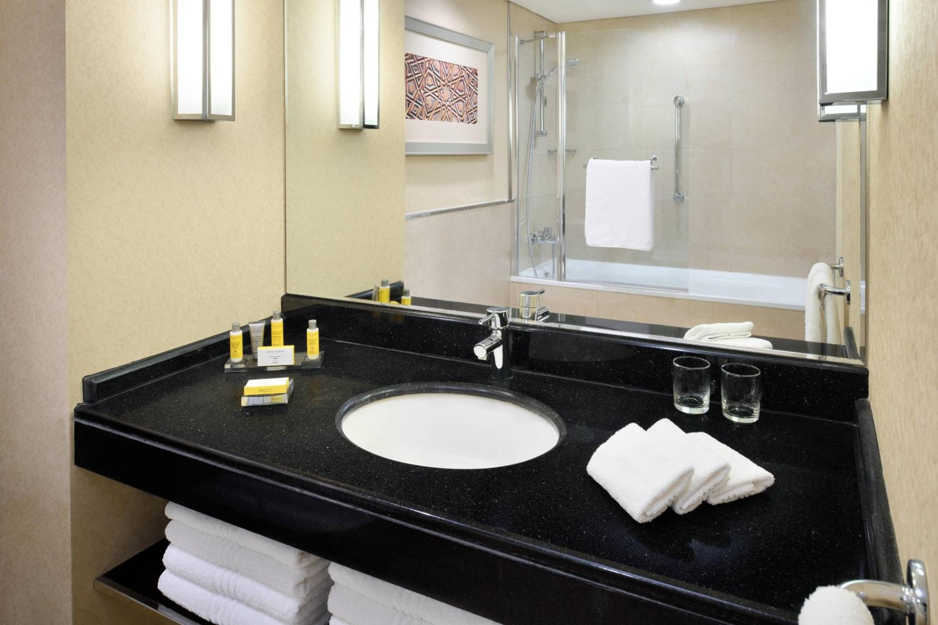 Riyadh Marriott Hotel — снимок 2