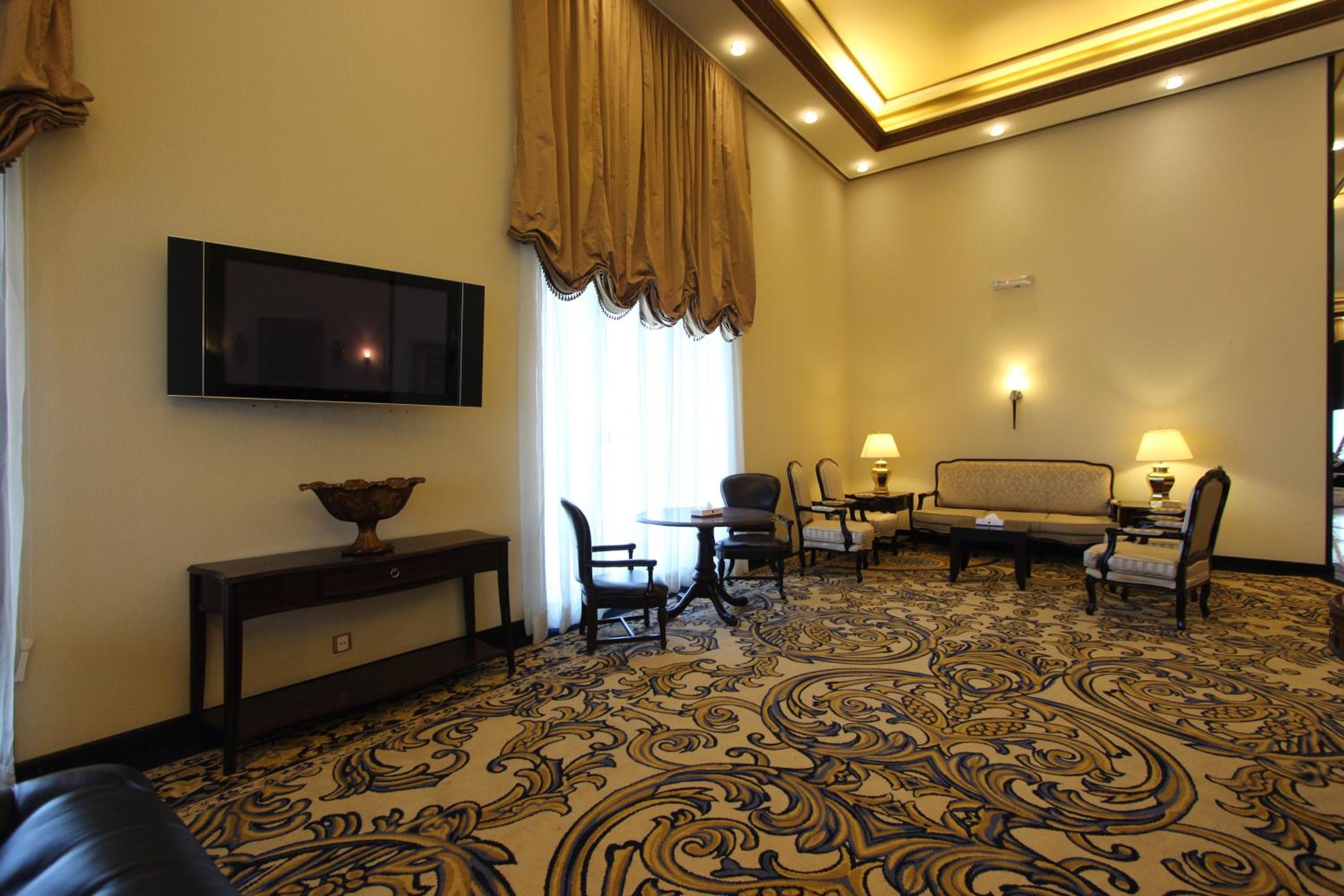 Awaliv International Hotel — снимок 10