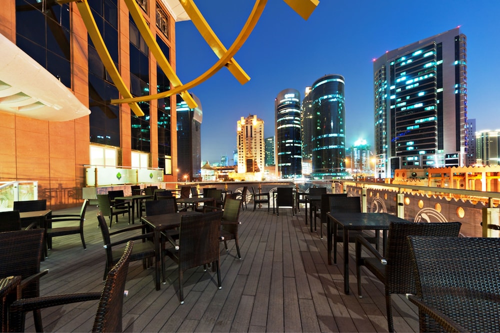 Magnum Hotel & Suites West Bay — снимок 18