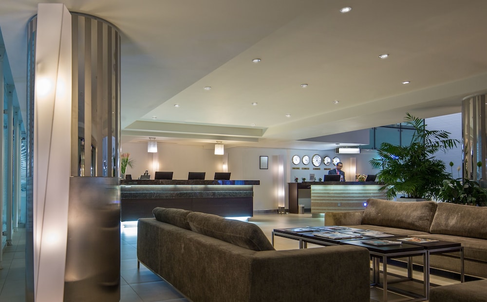 Dubai International Hotel, Dubai Airport — снимок 3