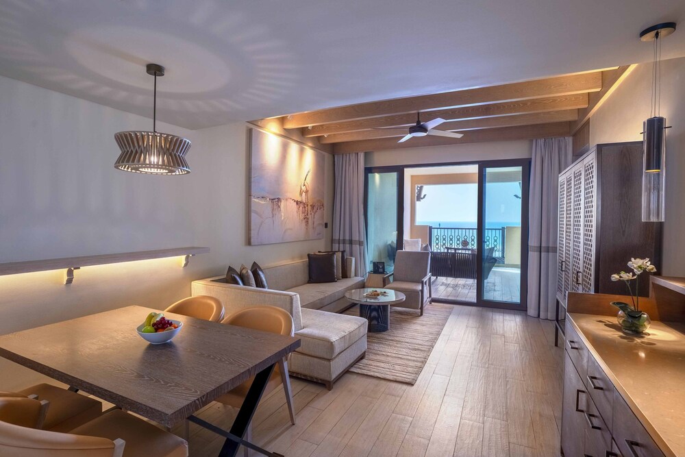 Saadiyat Rotana Resort and Villas — снимок 24