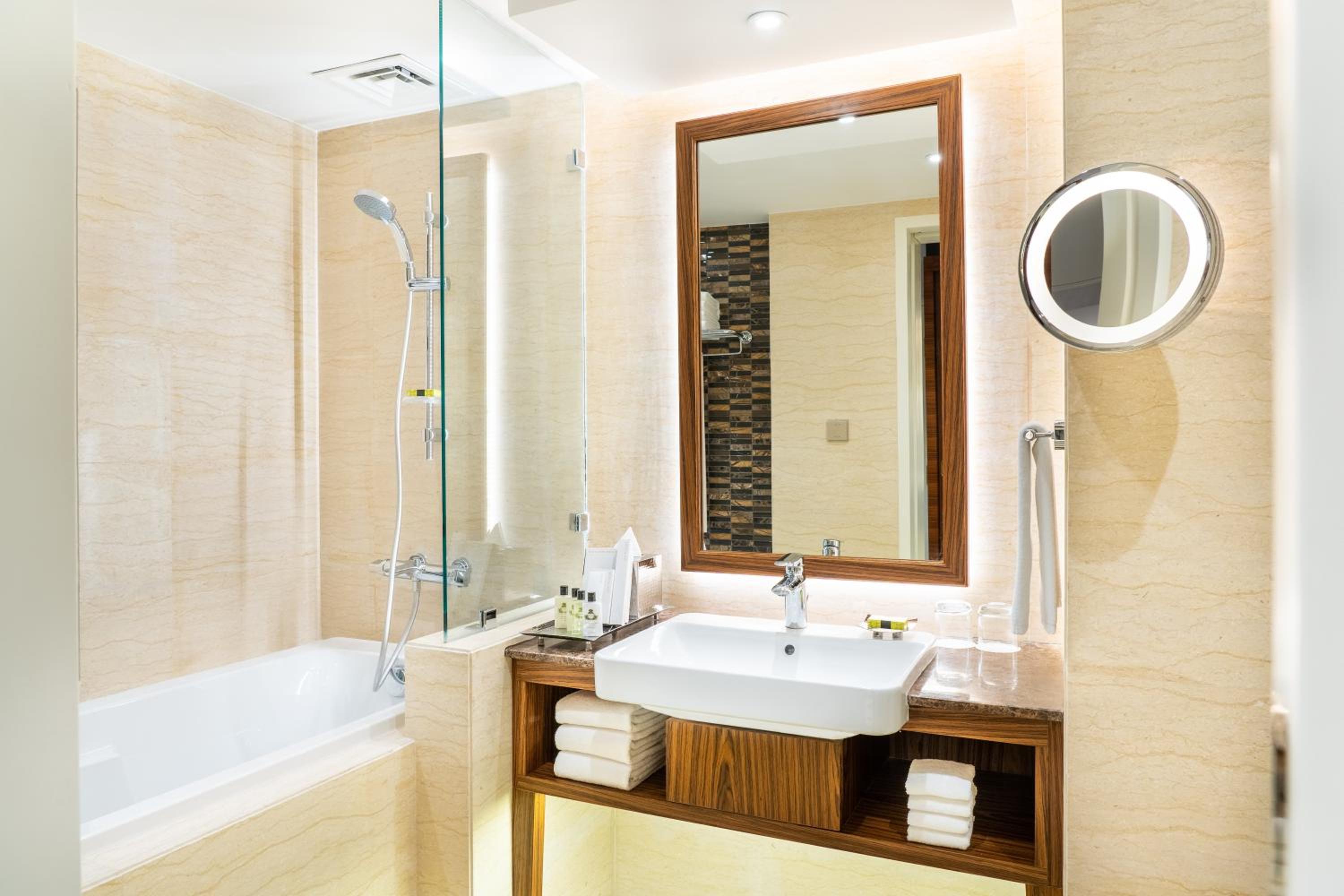 InterContinental Bahrain, an IHG Hotel — снимок 21