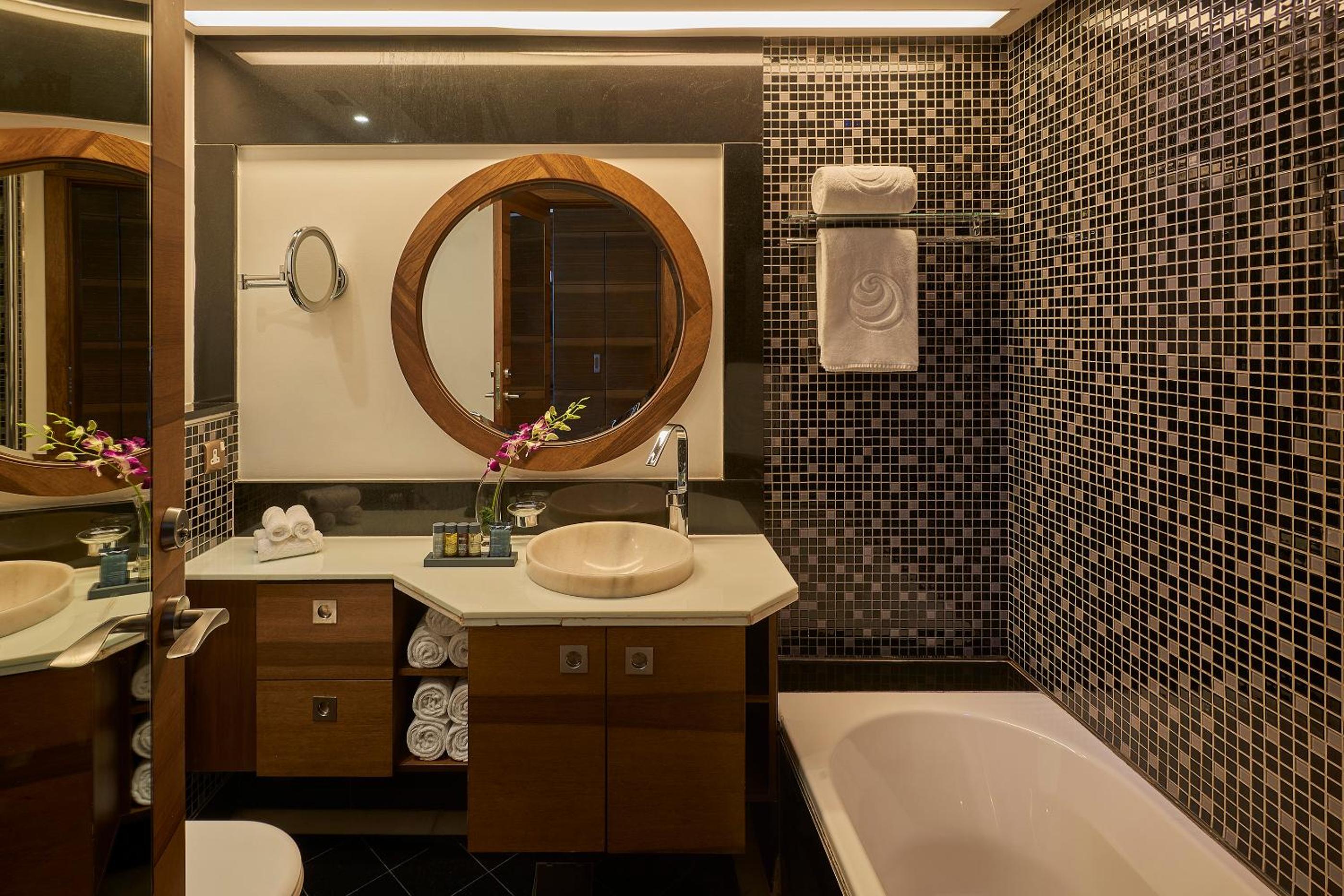 Safir Fintas Kuwait Hotel — снимок 28