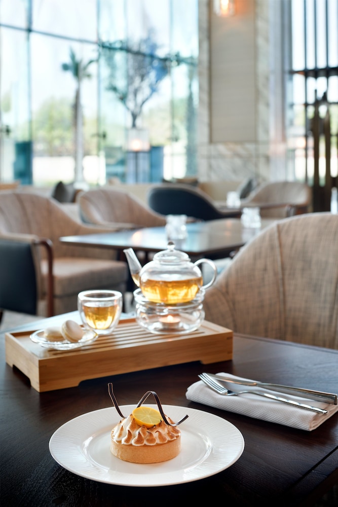 Grand Plaza Mövenpick Media City — снимок 14