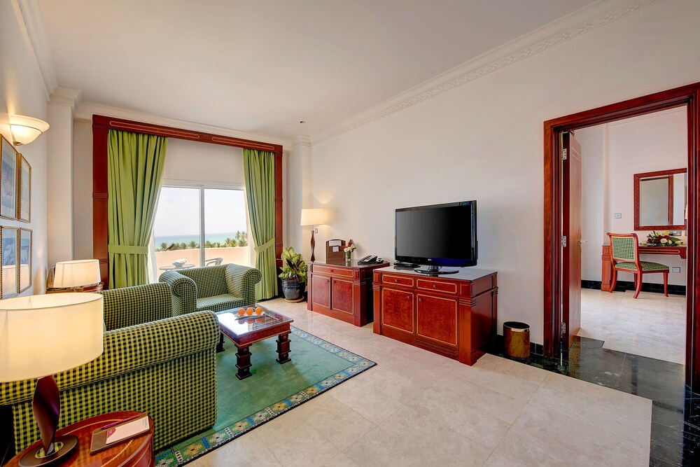 Crowne Plaza Resort Salalah, an IHG Hotel — снимок 2