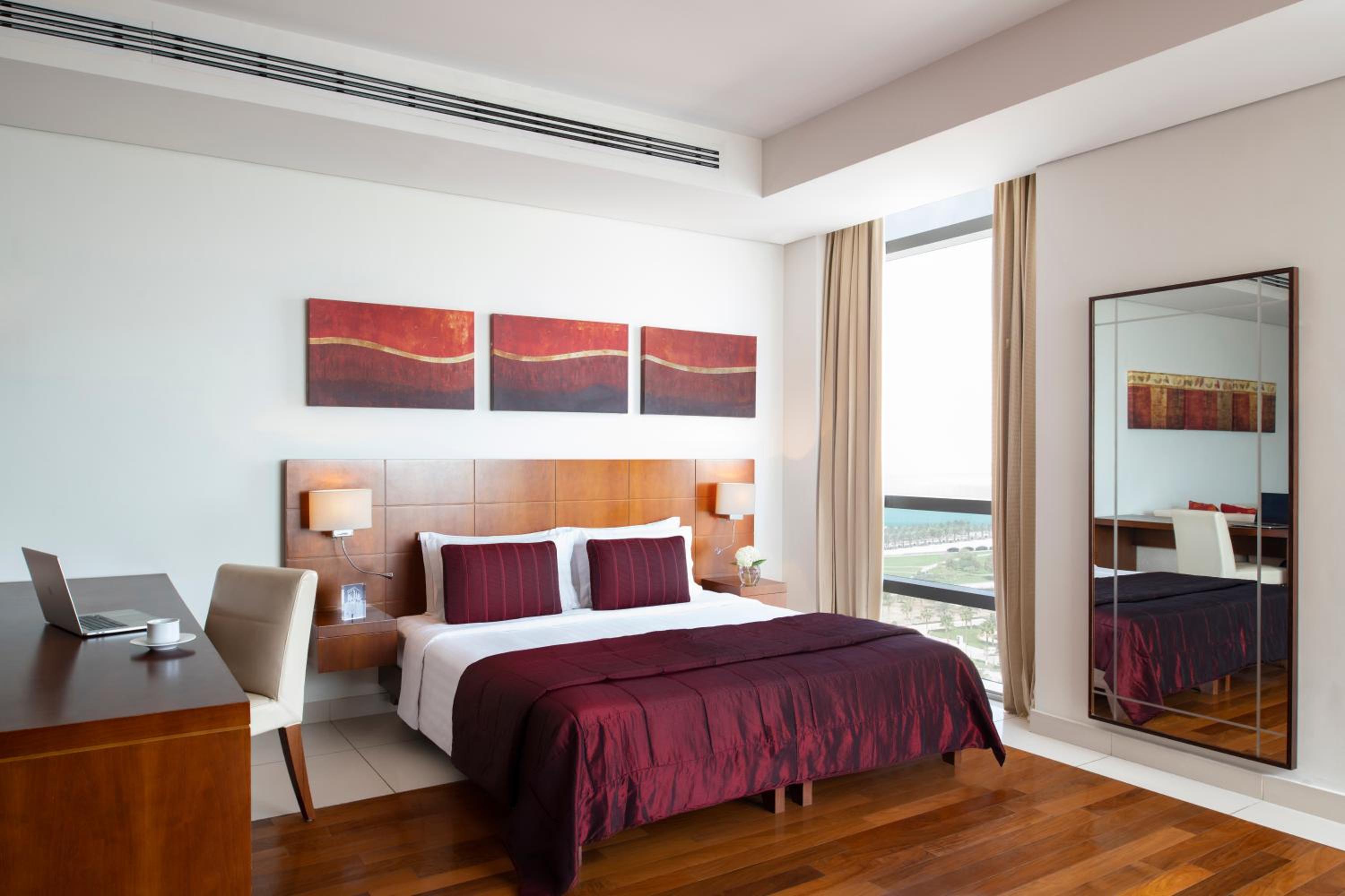Fraser Suites Doha — снимок 11