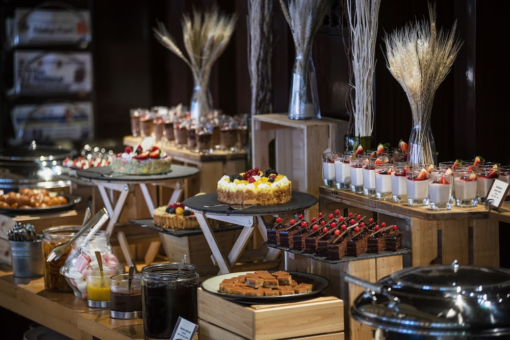 Khalidiya Palace Rayhaan by Rotana — снимок 13