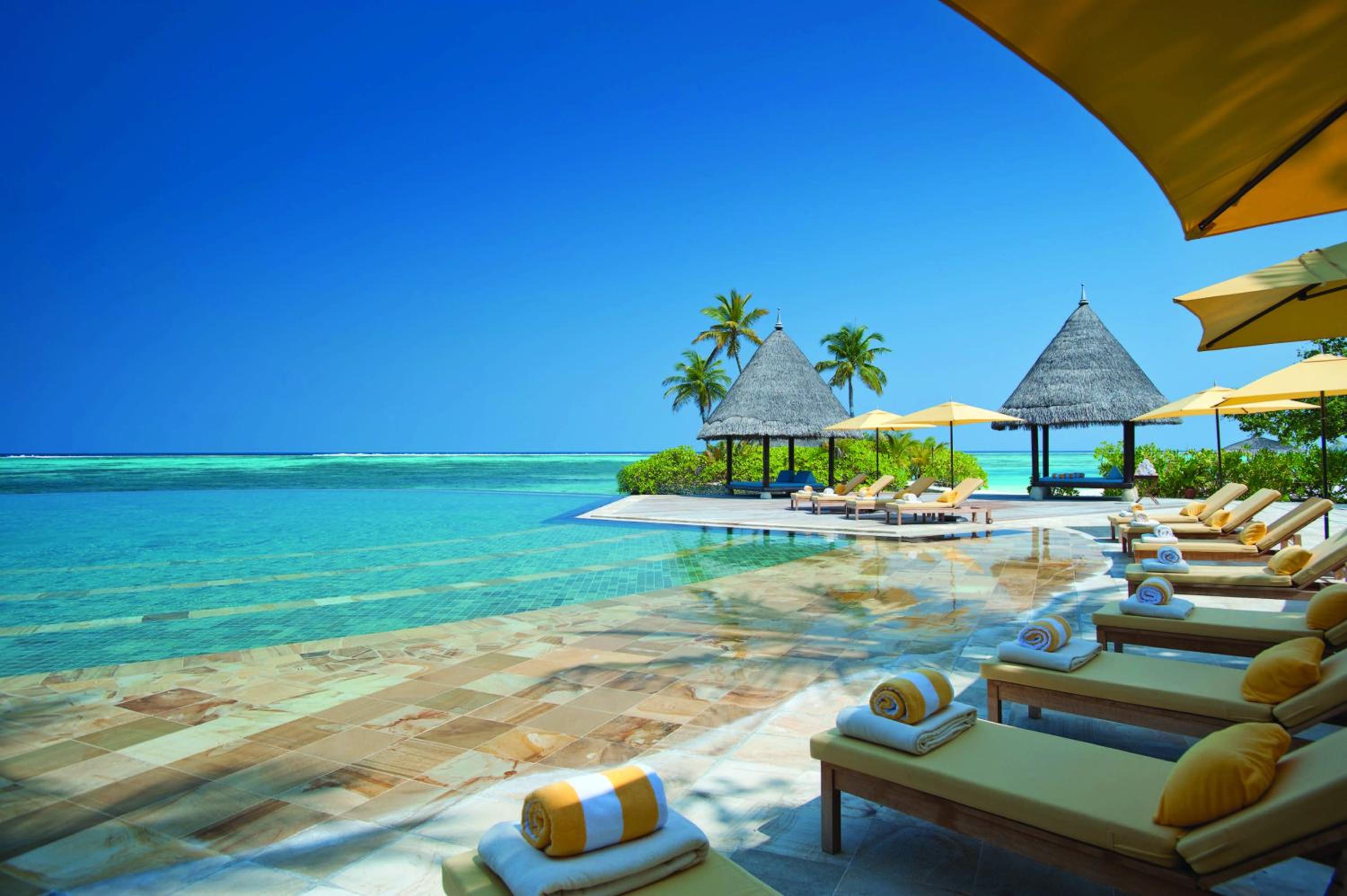 Four Seasons Resort Maldives at Kuda Huraa — снимок 12