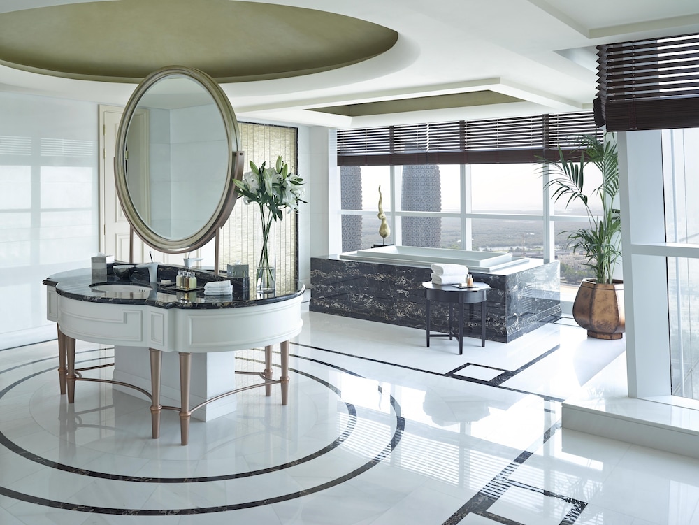 Dusit Thani Abu Dhabi — снимок 9
