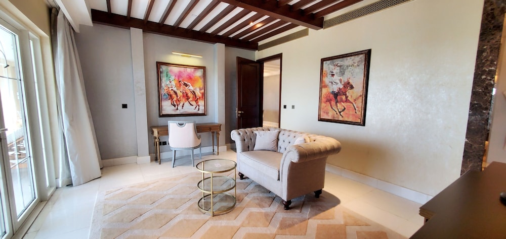 Al Habtoor Polo Resort — снимок 19
