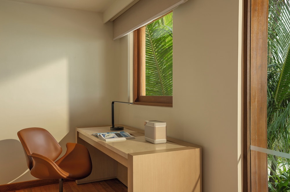 Huvafenfushi Maldives — снимок 17