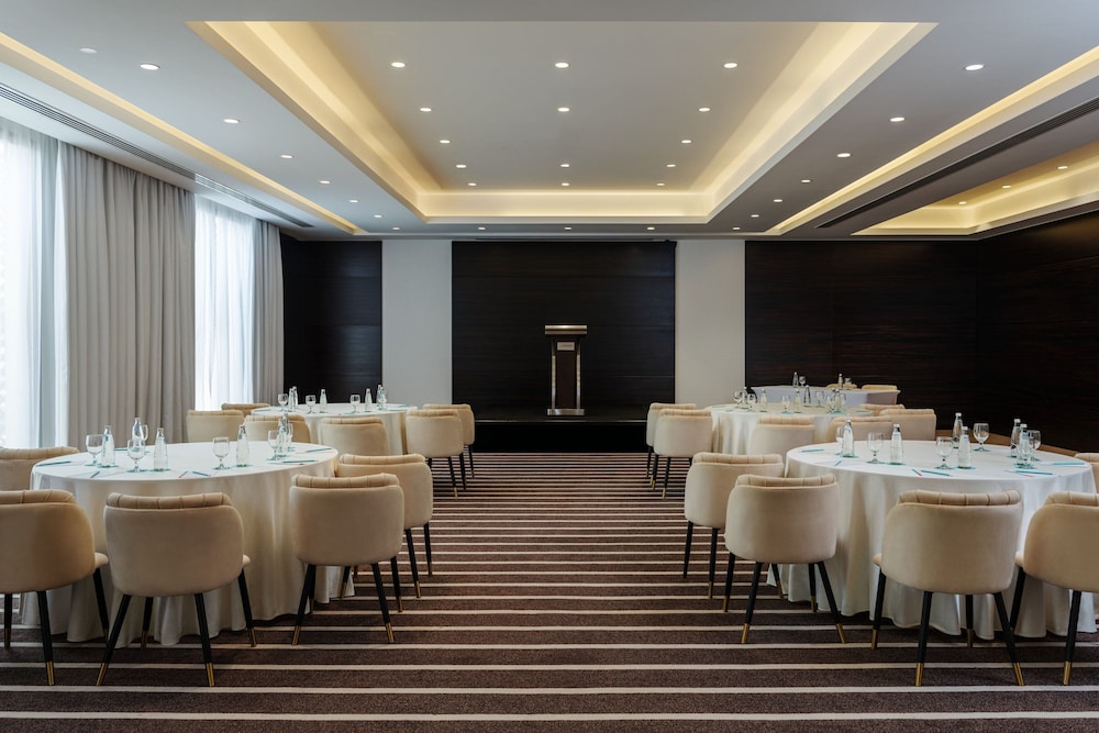 Le Meridien Dubai Hotel & Conference Centre — снимок 24