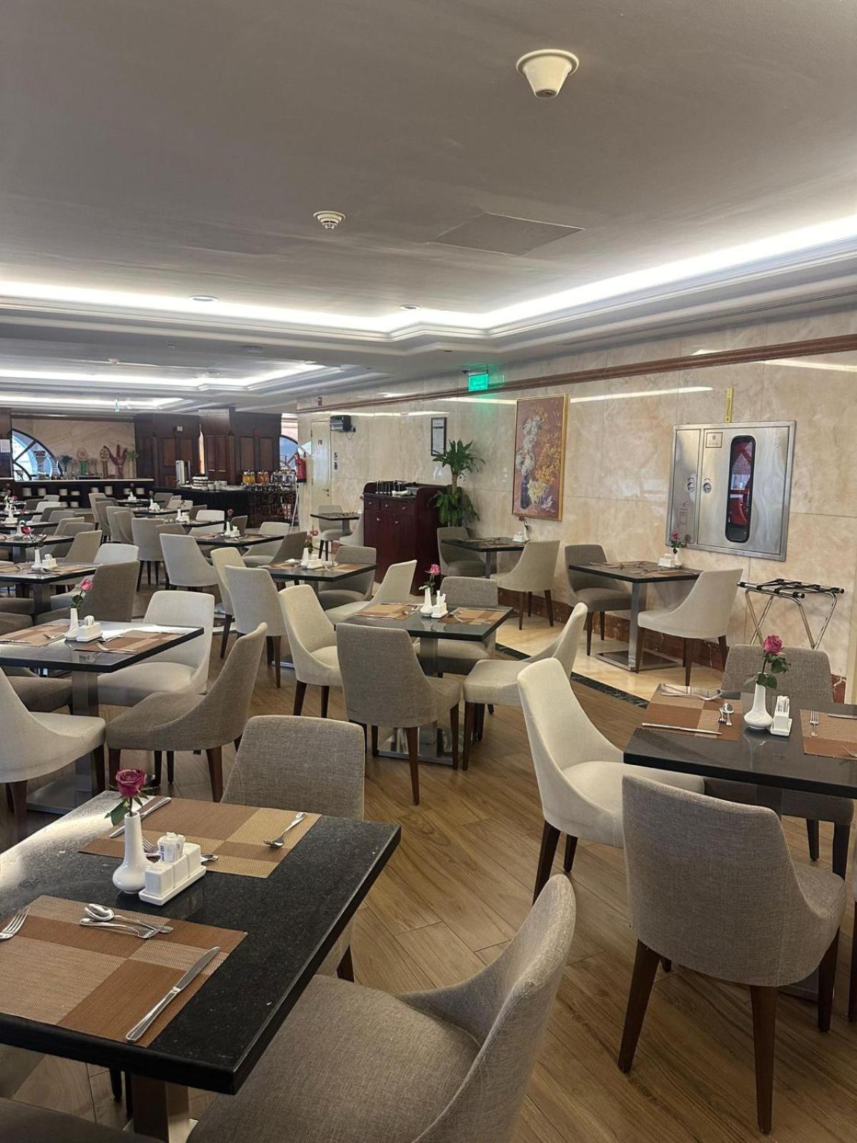 Al Eiman Royal Hotel — снимок 4
