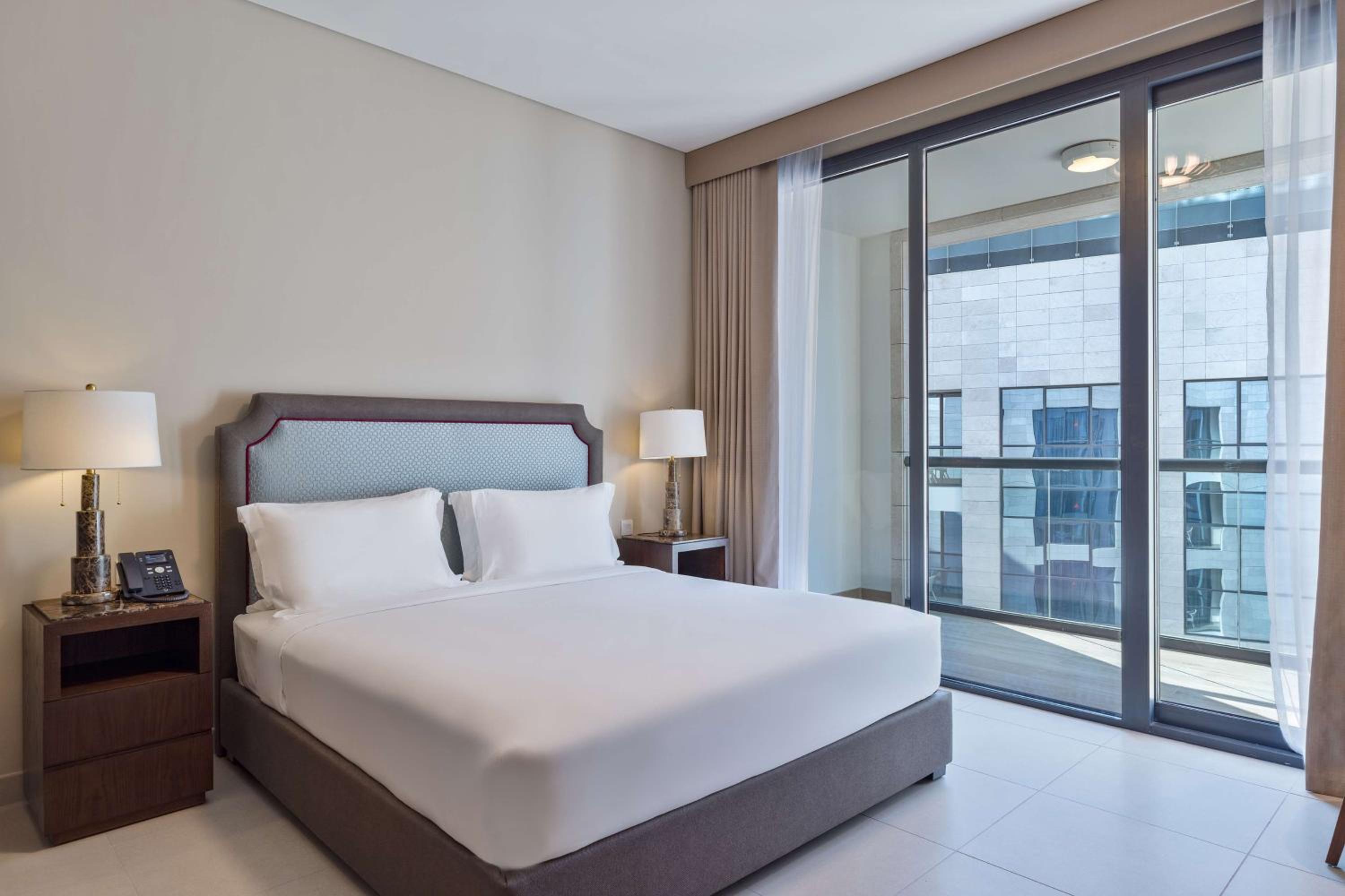 DoubleTree by Hilton Doha Downtown — снимок 13