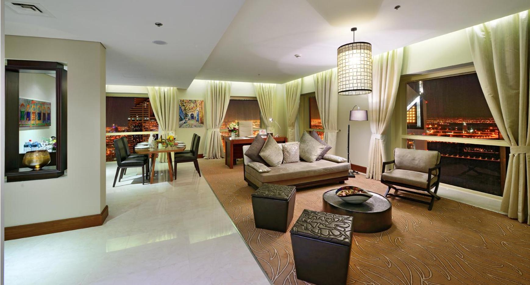 The Tower Plaza Hotel — снимок 20