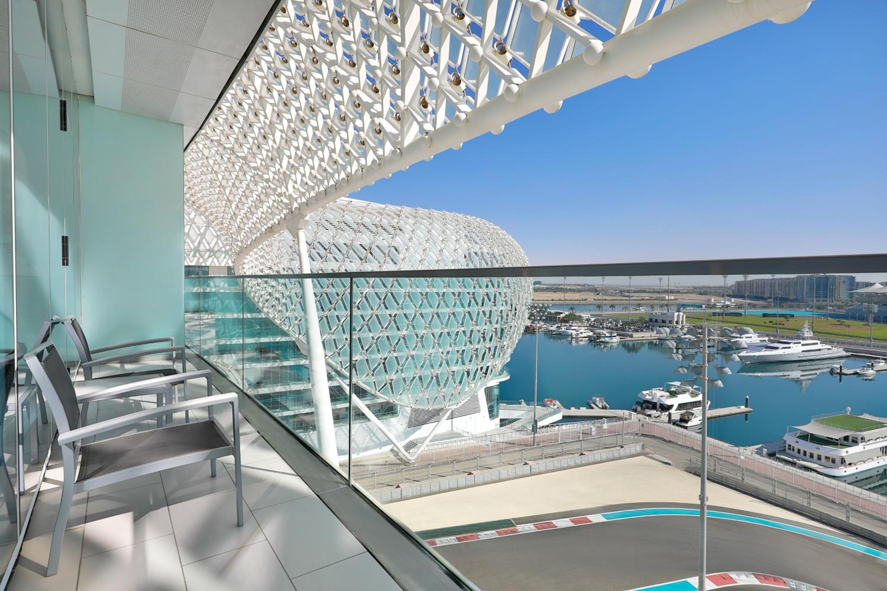 W Abu Dhabi - Yas Island — снимок 3