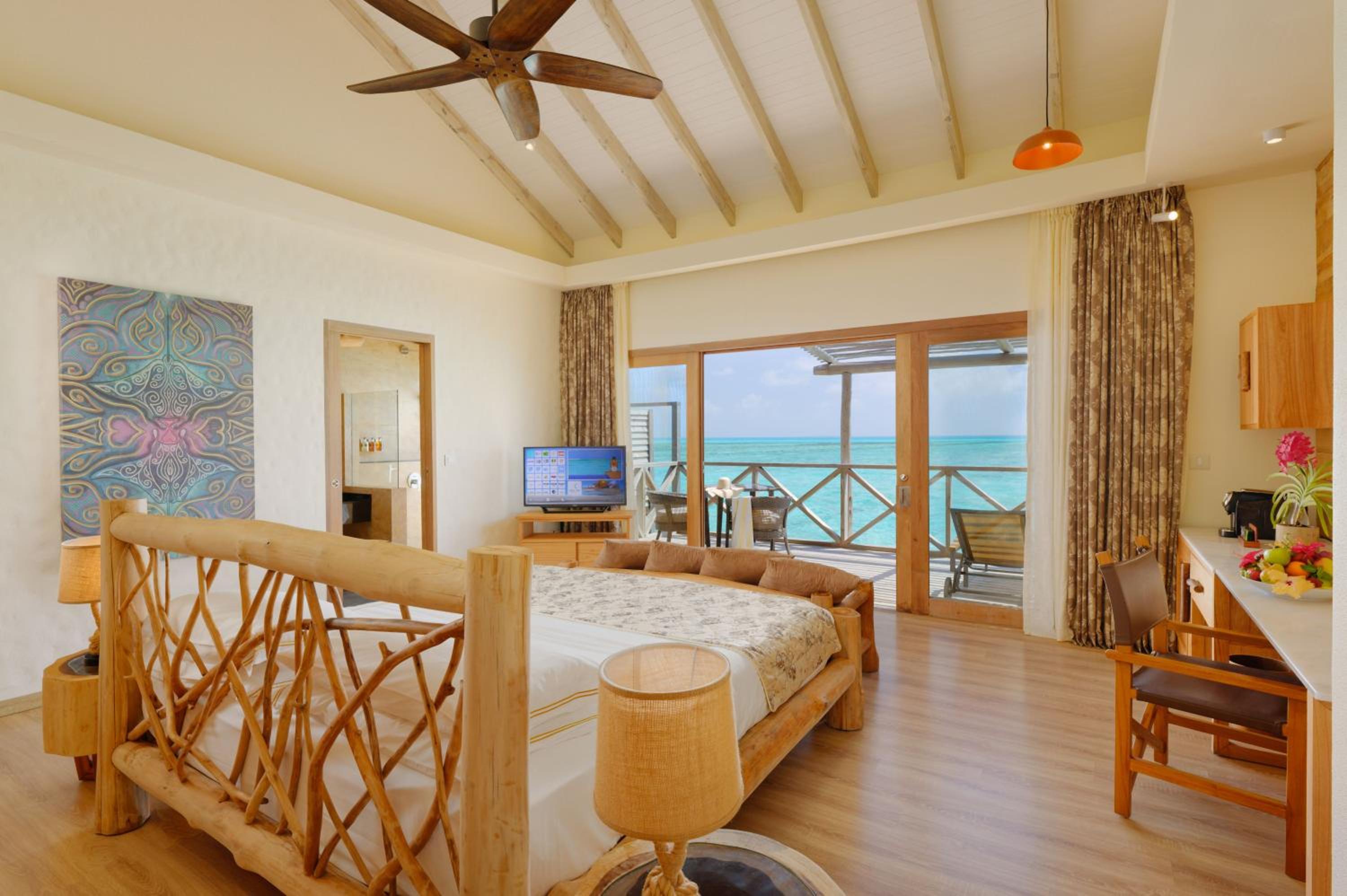 You & Me Maldives — снимок 17