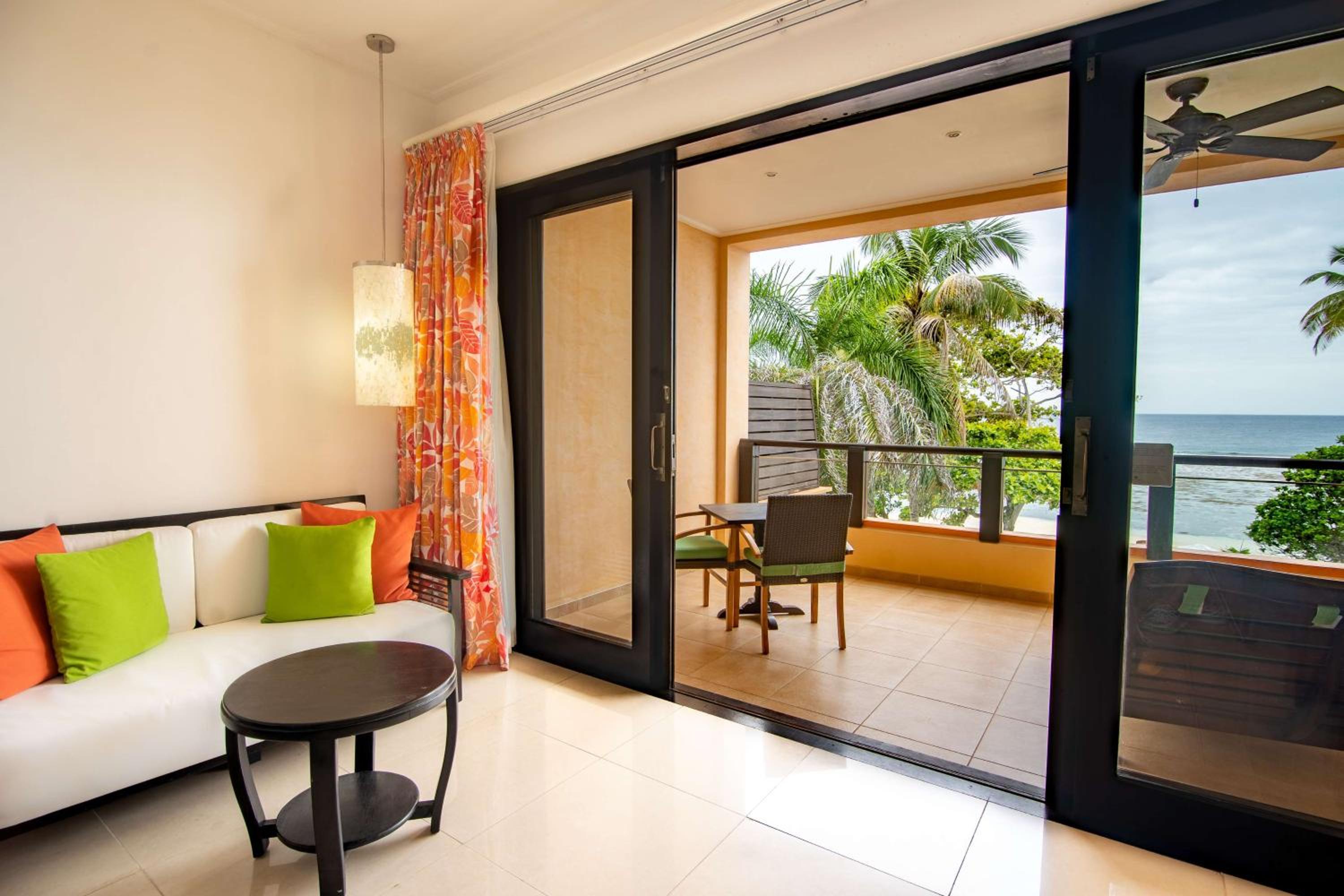 DoubleTree by Hilton Seychelles - Allamanda Resort & Spa — снимок 24