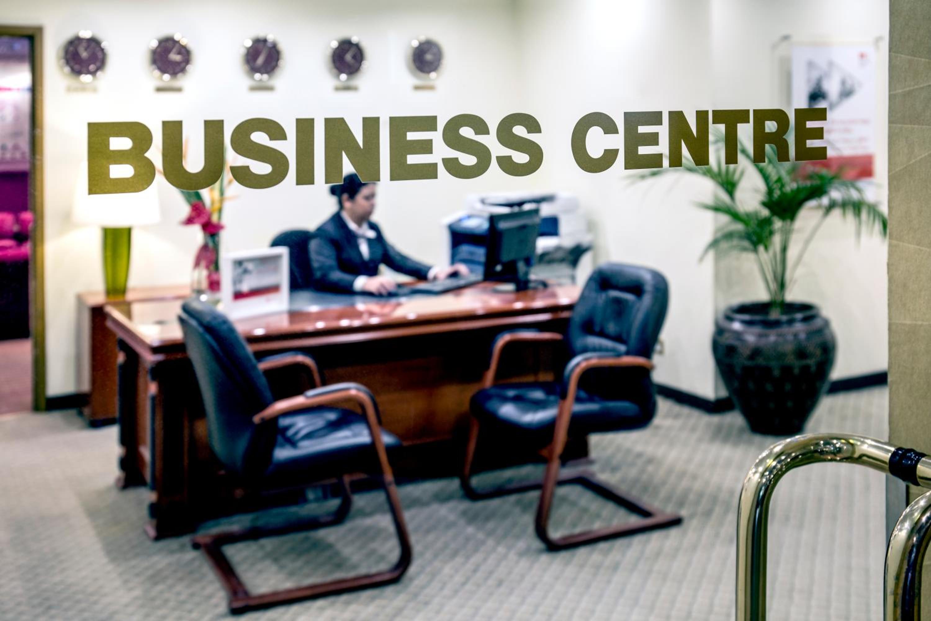 Crowne Plaza Dubai Deira, an IHG Hotel — снимок 20