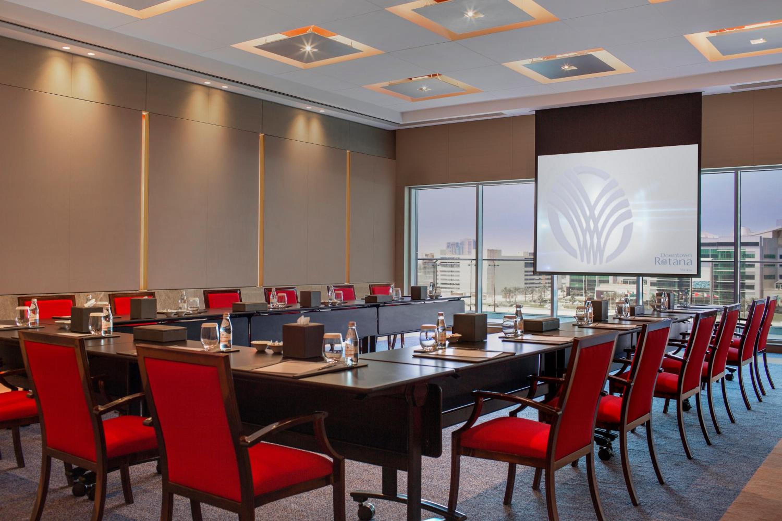 Downtown Rotana — снимок 18