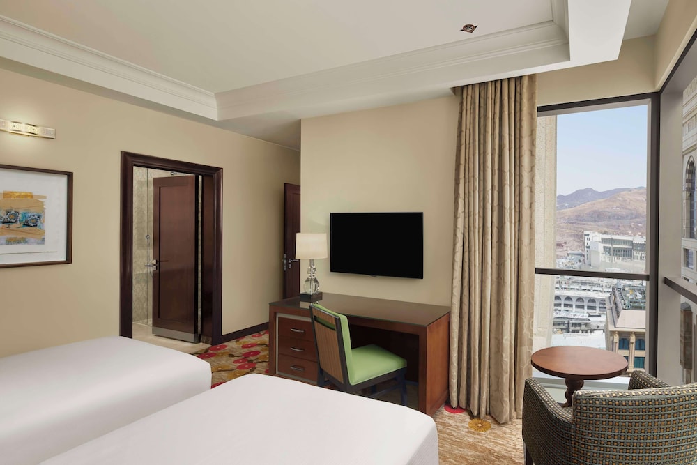 Hilton Suites Makkah — снимок 2