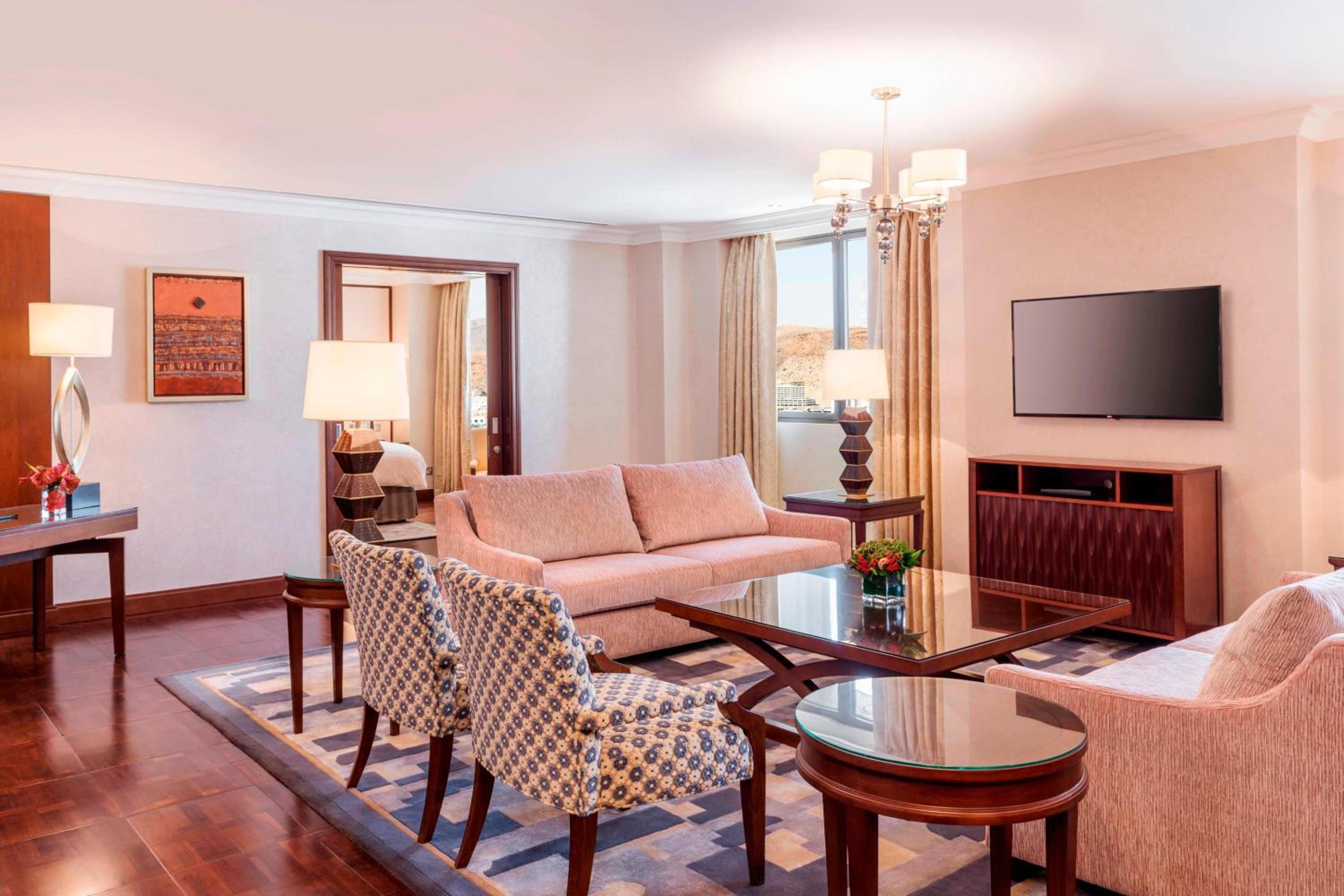 Sheraton Oman Hotel — снимок 6