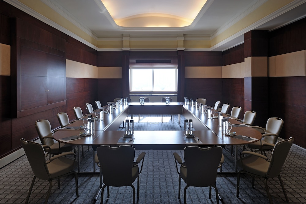 InterContinental Abu Dhabi, an IHG Hotel — снимок 17