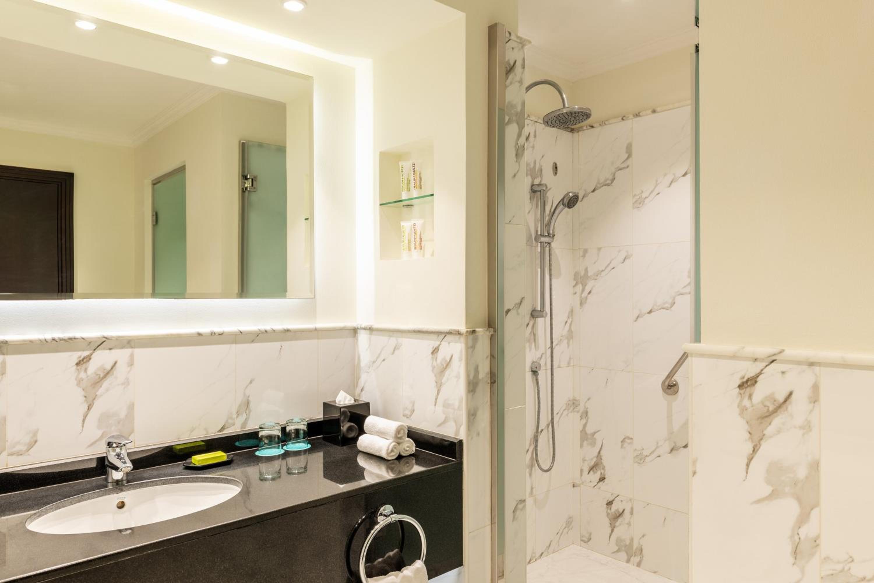 Le Meridien Al Aqah Beach Resort — снимок 23