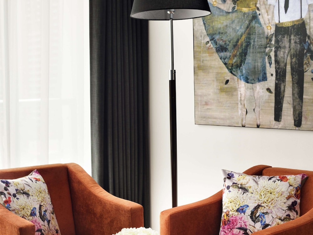Mövenpick Hotel Jumeirah Lakes Towers — снимок 24