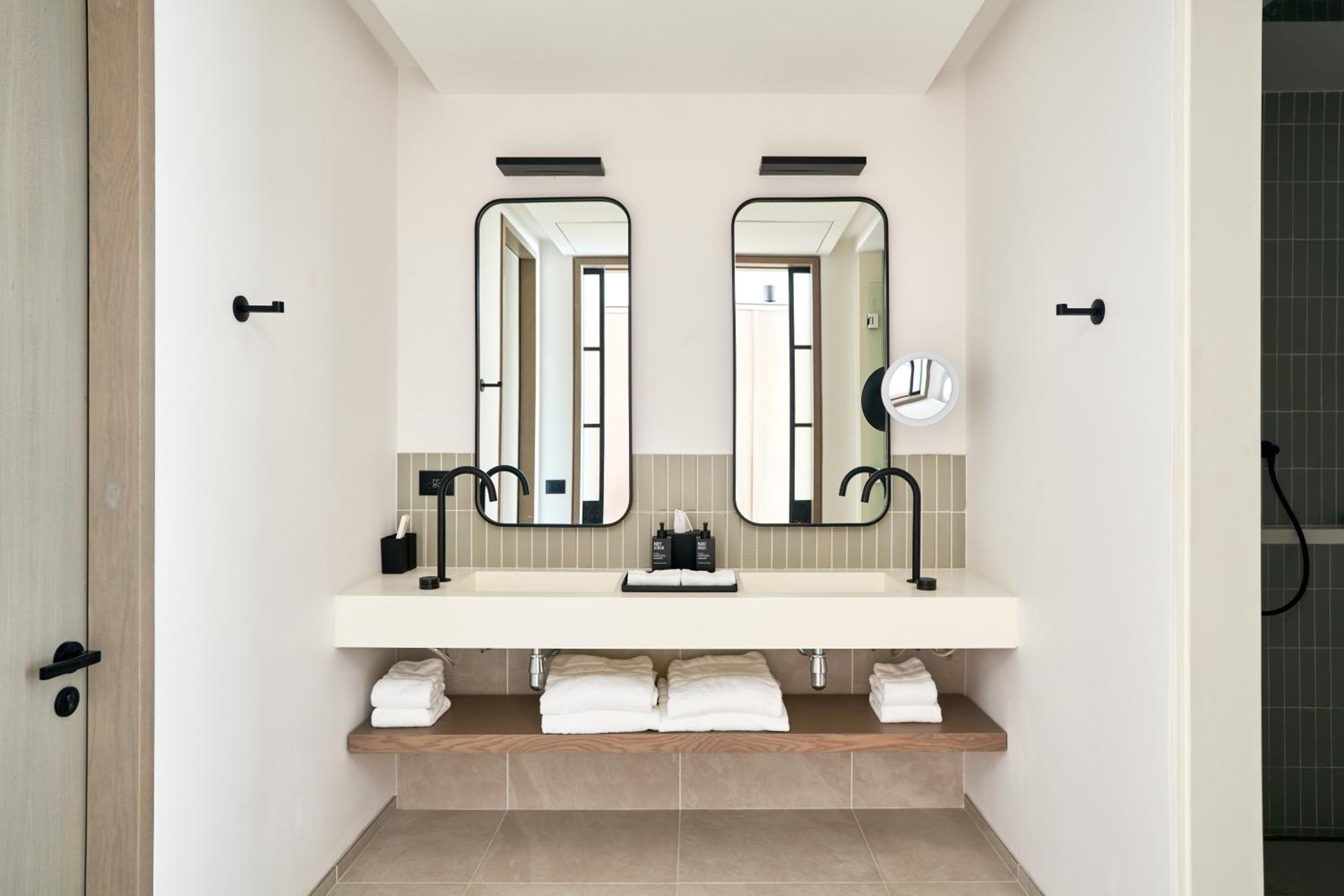 LUX* Grand Baie — снимок 21