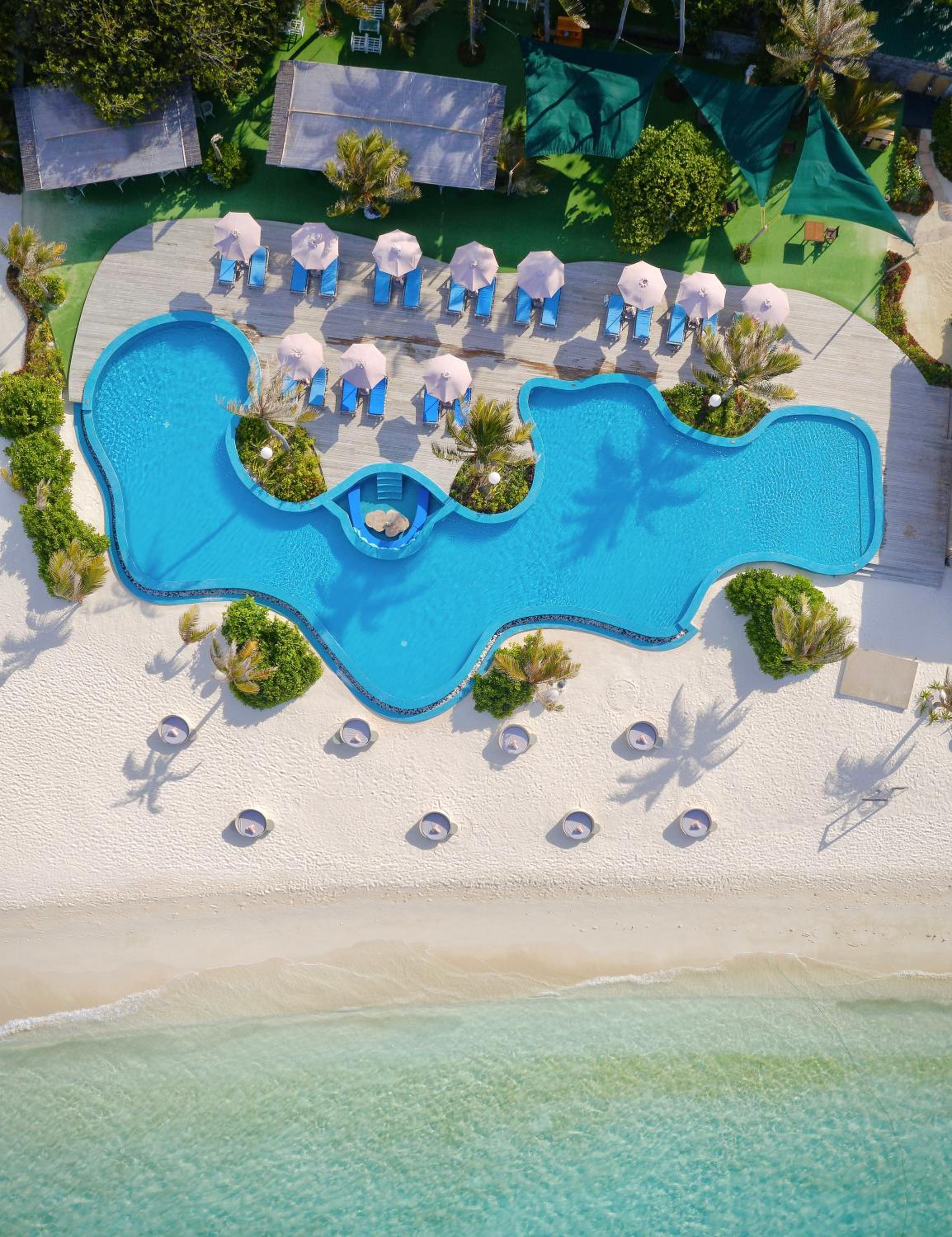 You & Me Maldives — снимок 2