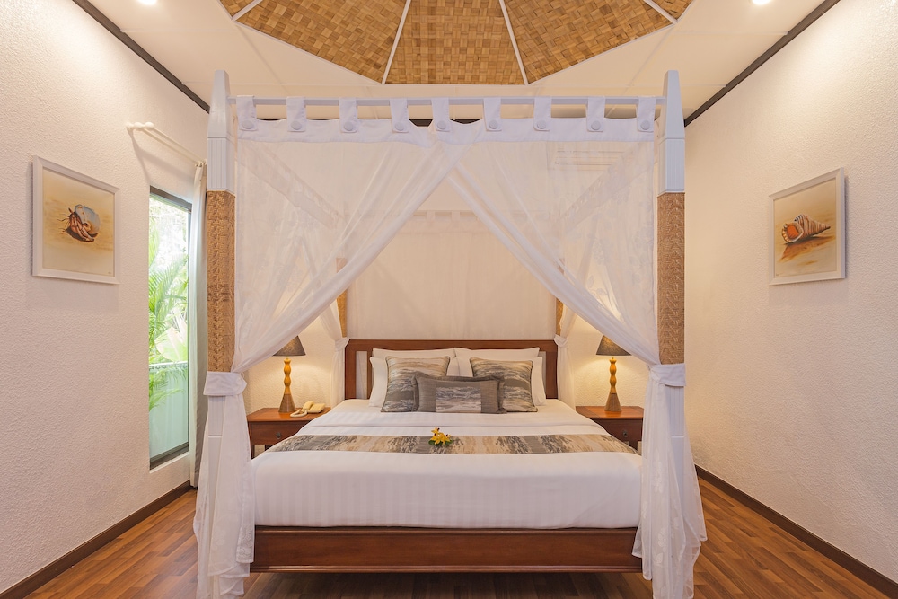 Bandos Maldives — снимок 11