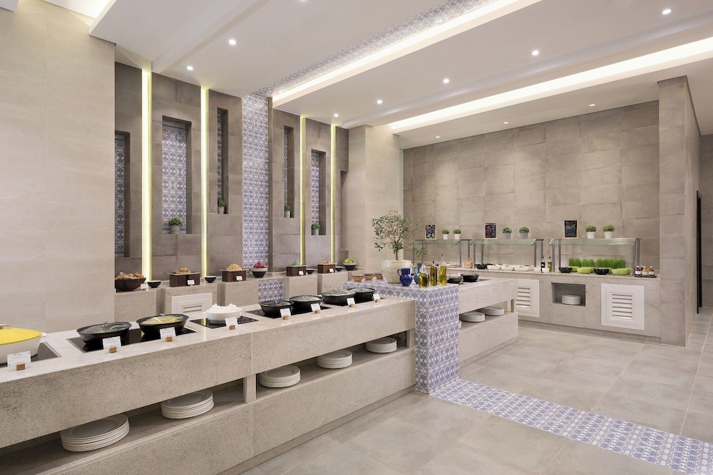 Four Points by Sheraton Sharjah — снимок 22